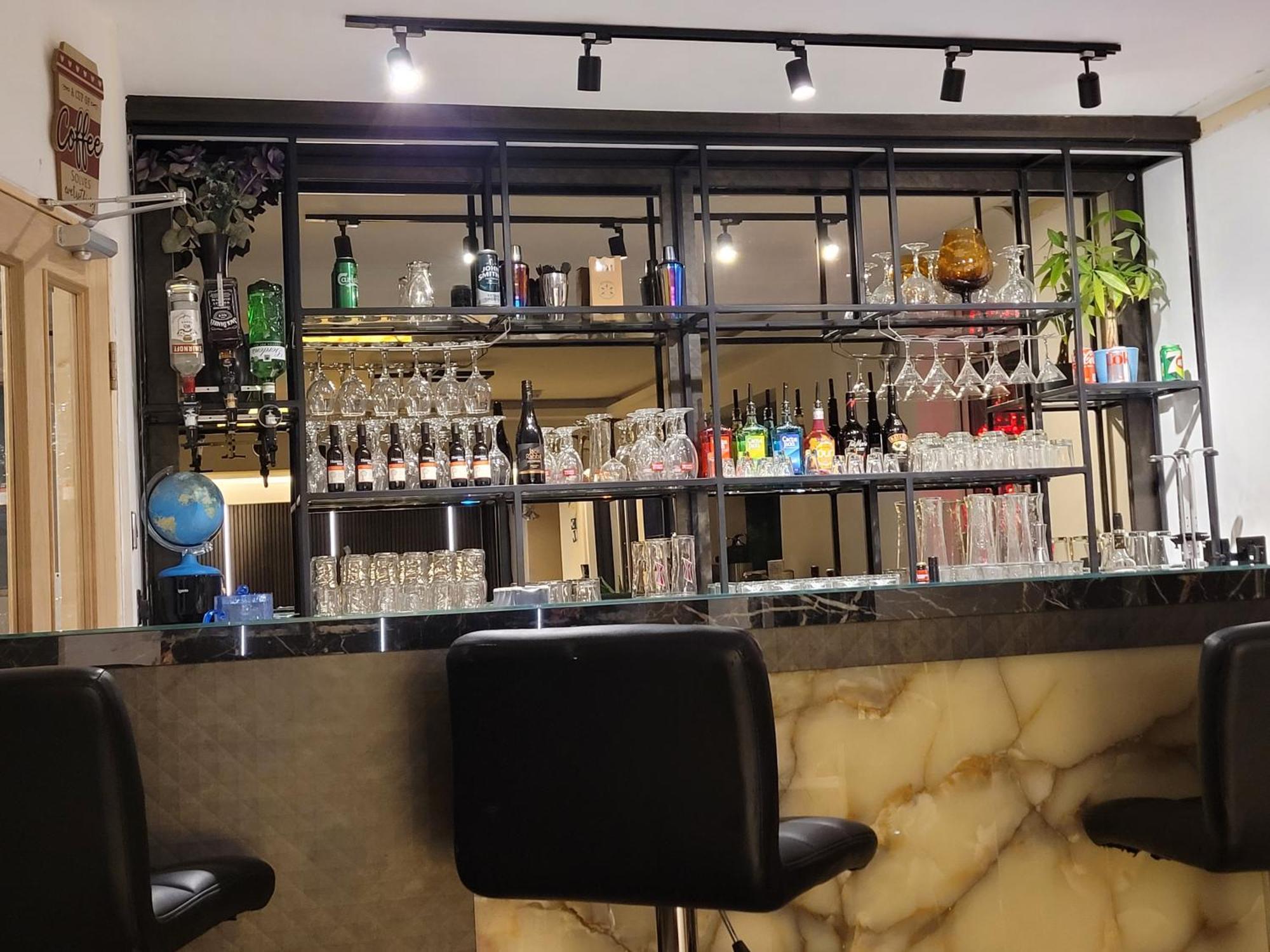 盖特威克白宫酒店 霍利 外观 照片